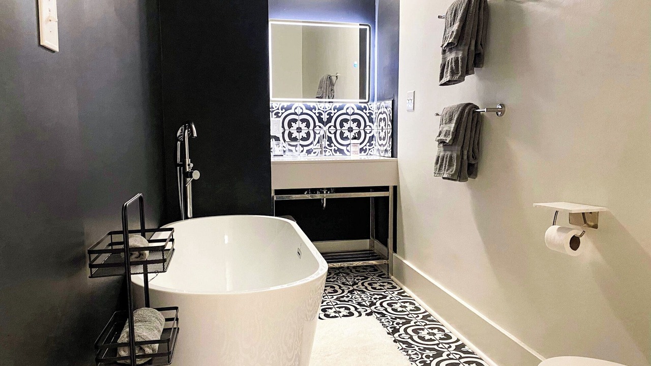 Photo of Bathroom in Hattiesburg