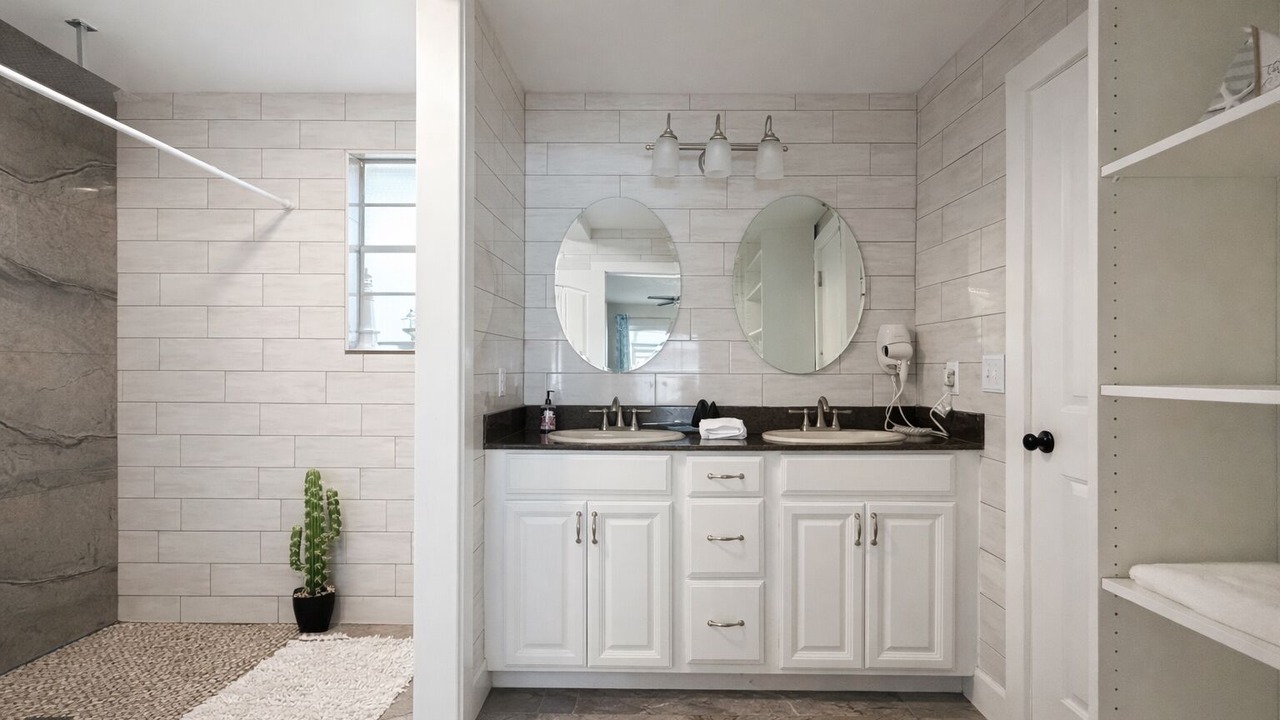 Photo of Bathroom in Isle of Palms