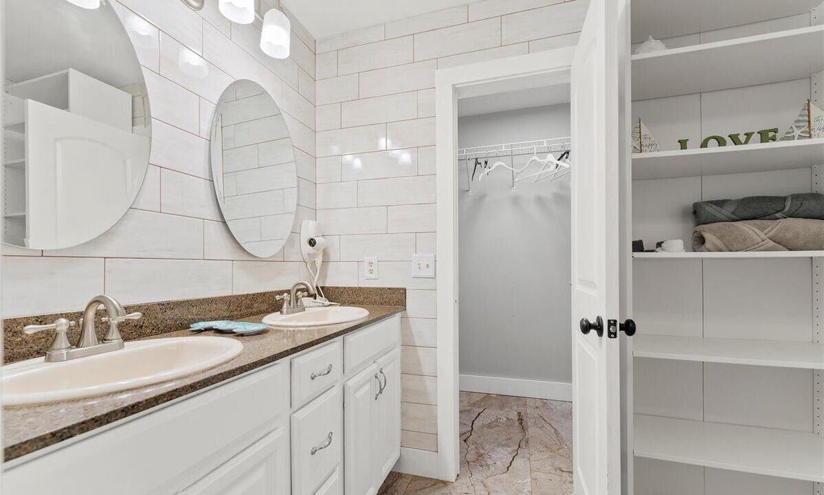 Photo of Bathroom in Isle of Palms