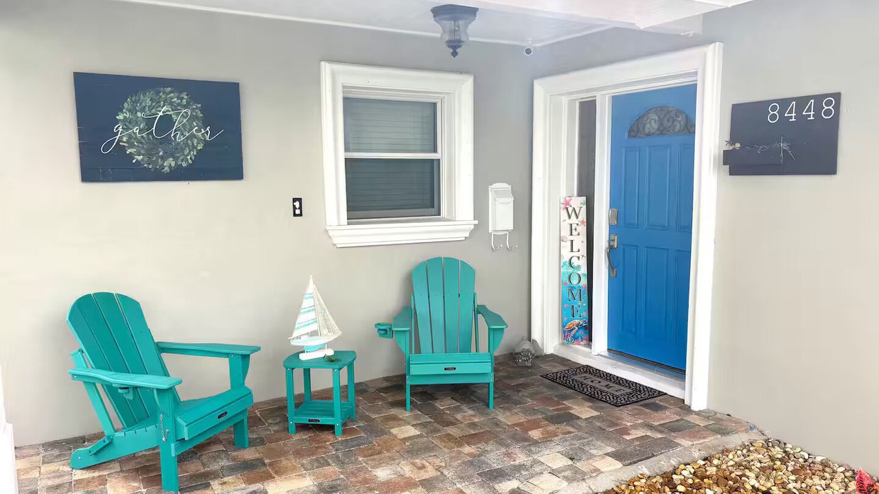 Photo of Patio Balcony in Bay Crest Park