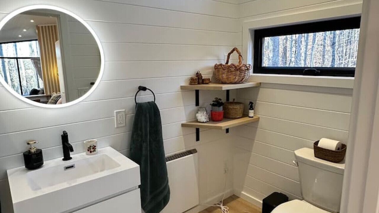 Photo of Bathroom in Elon