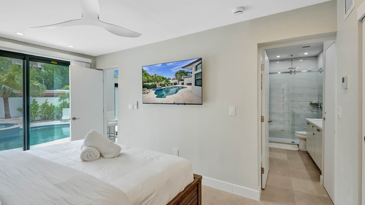 Photo of Bedroom in Deerfield Beach