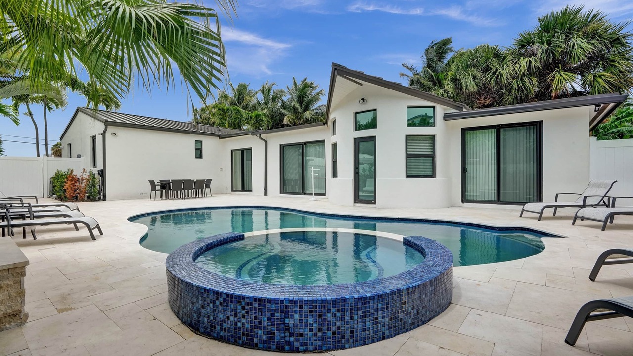 Photo of Outdoor in Deerfield Beach