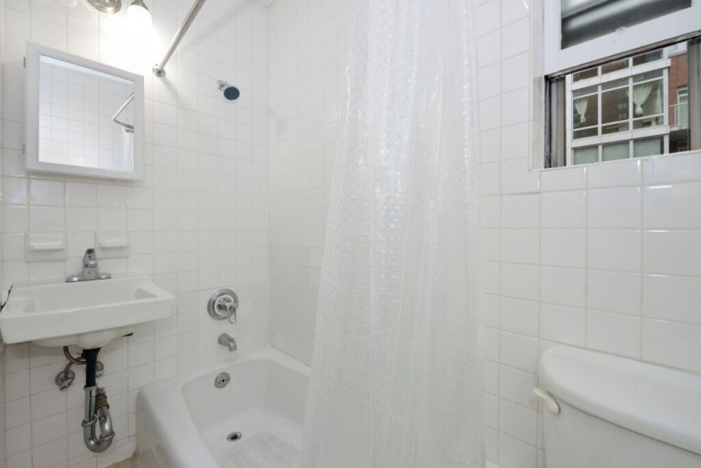 Photo of Bathroom in Kips Bay