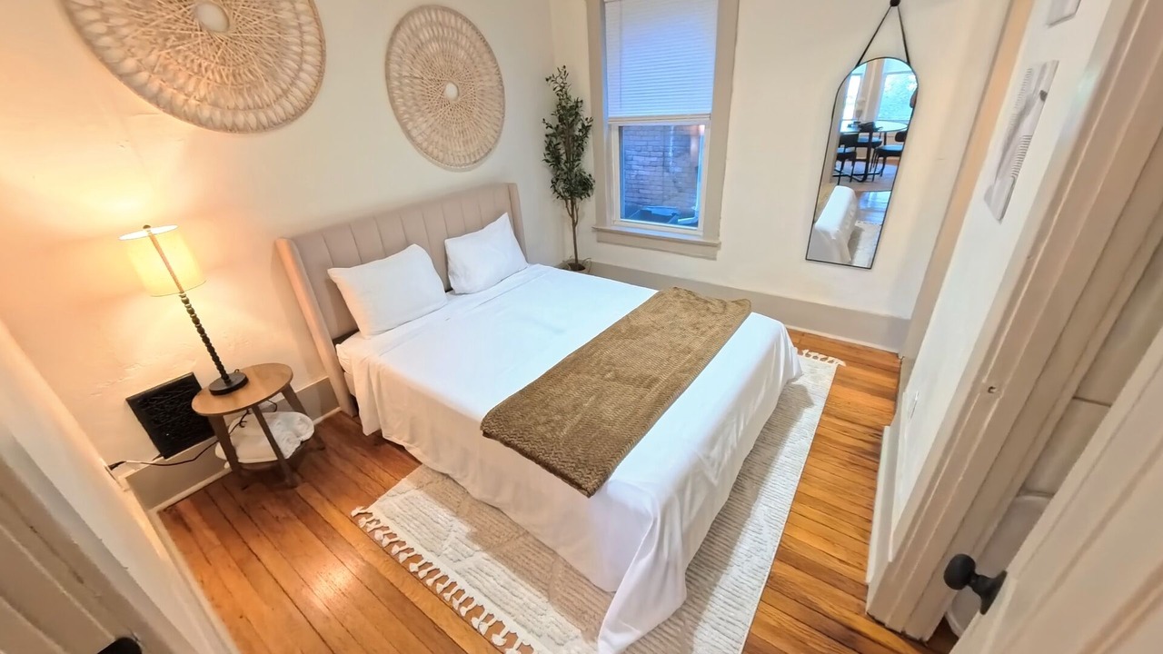 Photo of Bedroom in South Wedge