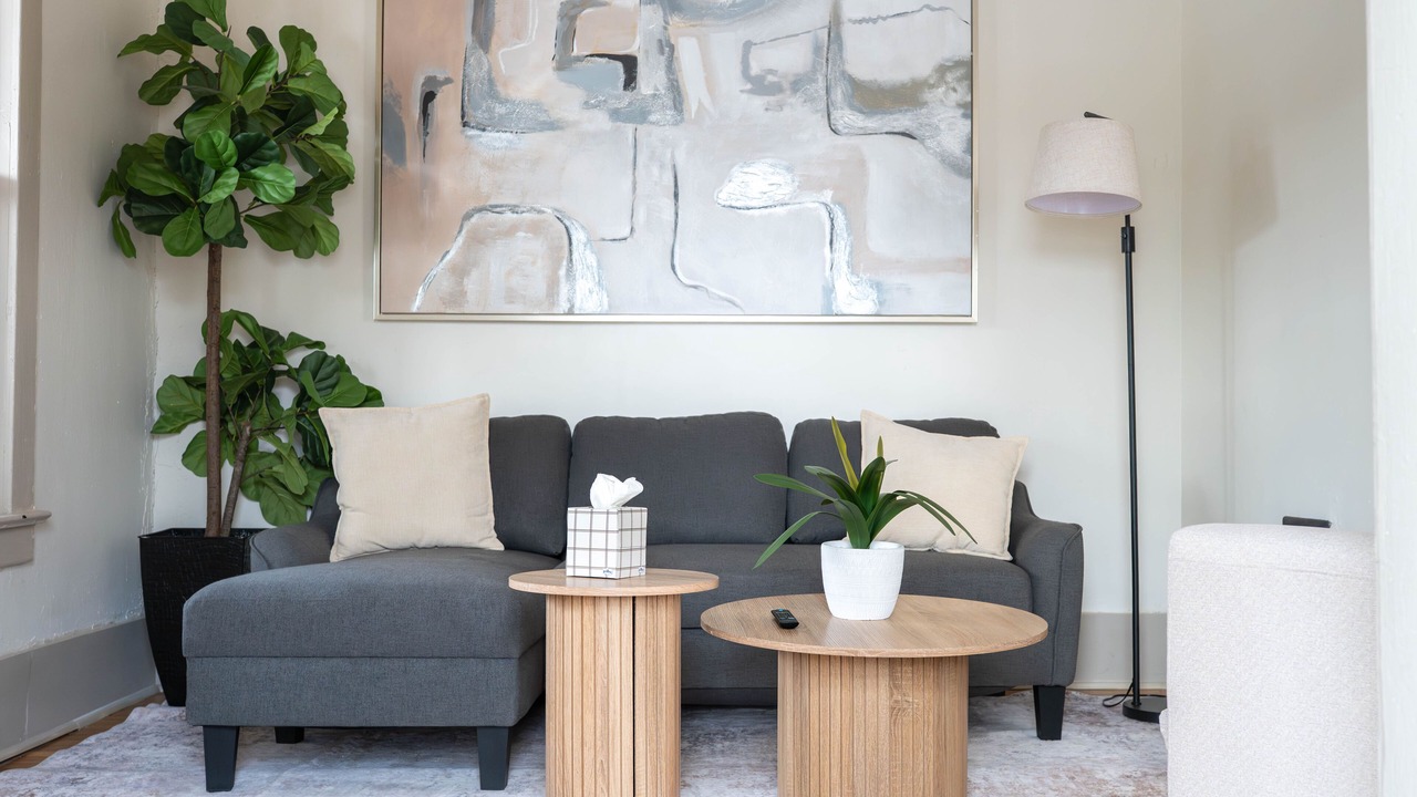 Photo of Livingroom in South Wedge