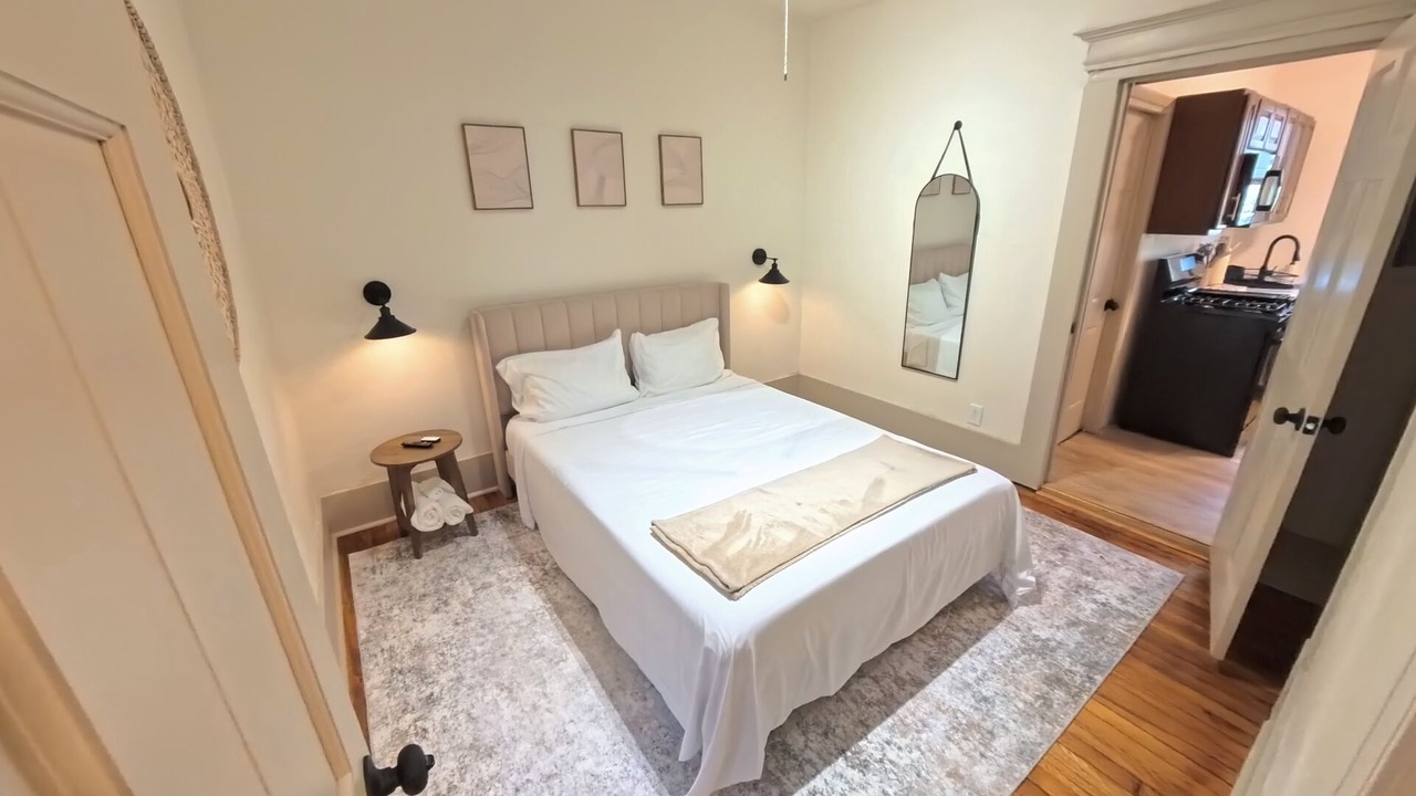 Photo of Bedroom in South Wedge
