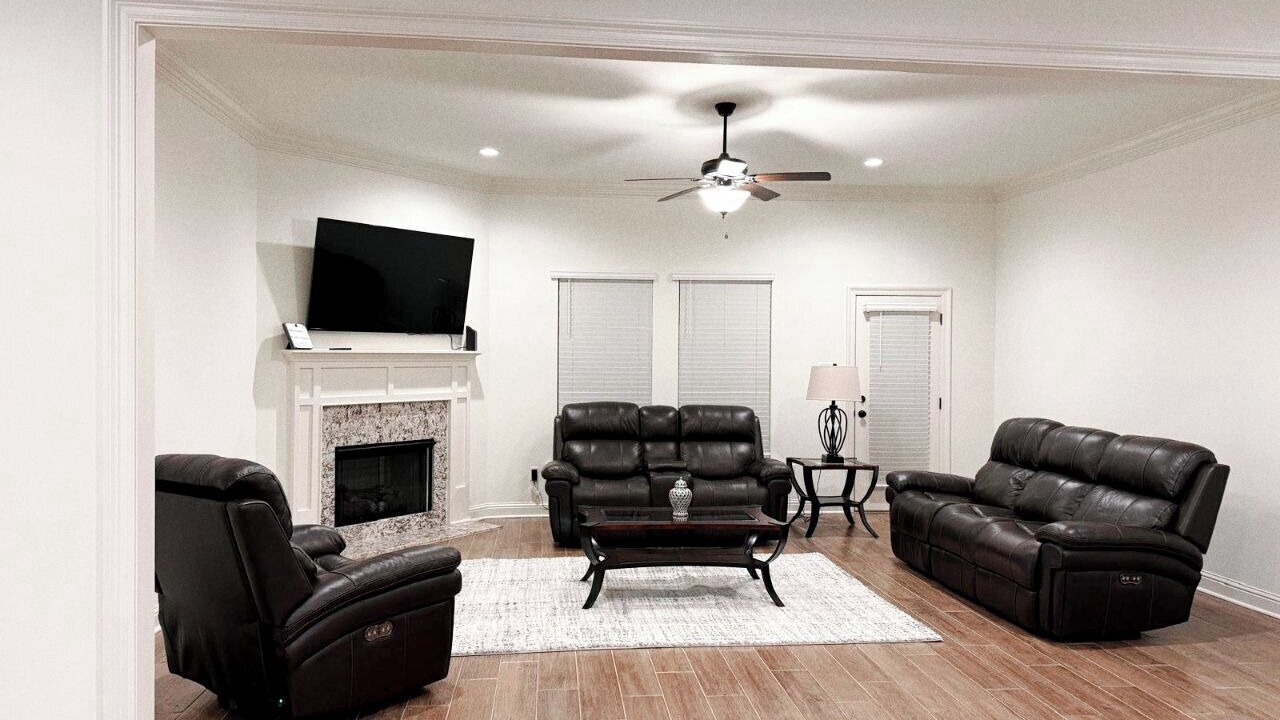 Photo of Livingroom in Lafayette