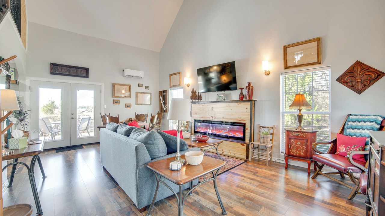 Photo of Livingroom in Tool