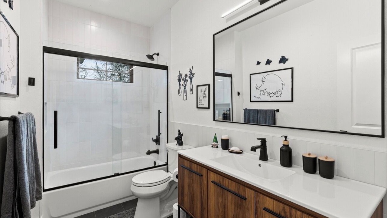 Photo of Bathroom in West