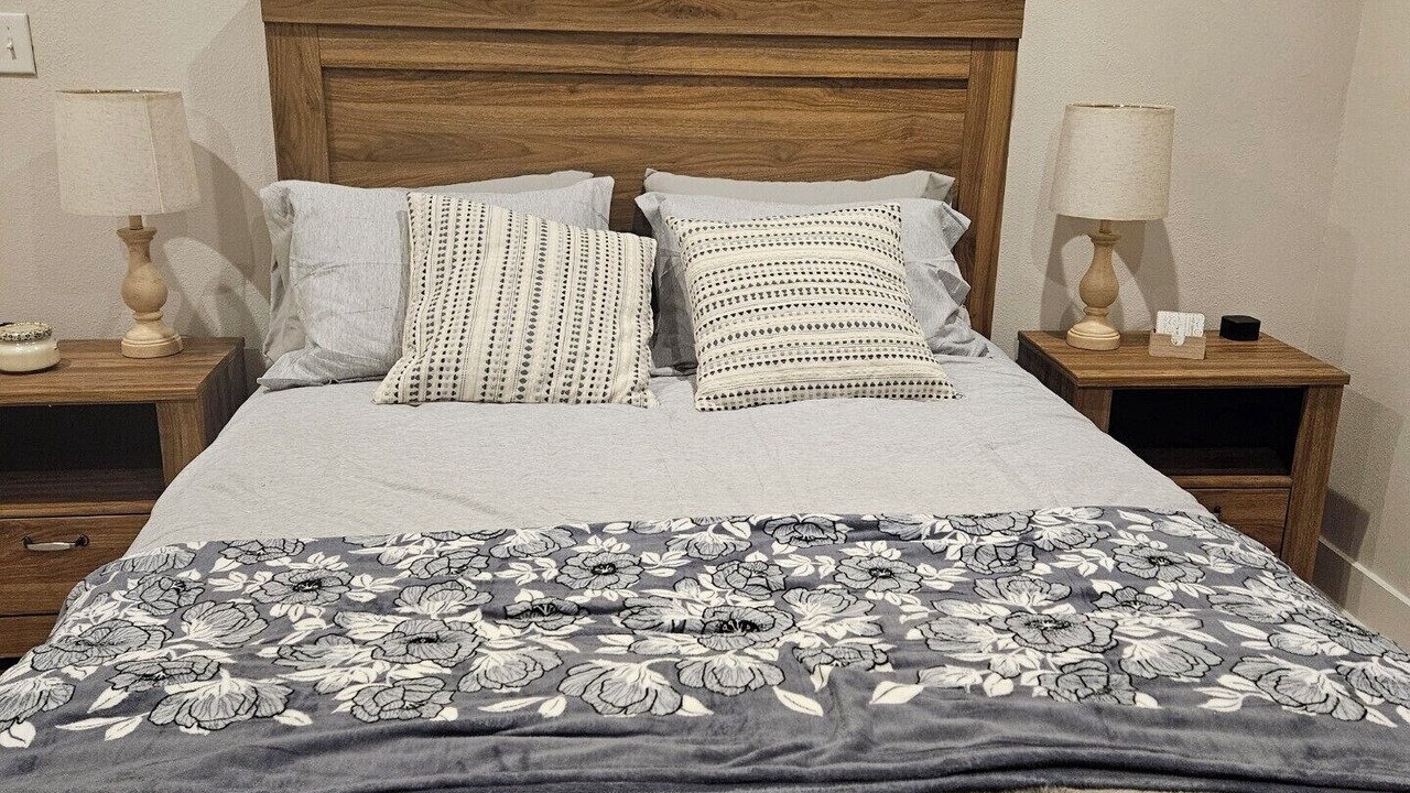 Photo of Bedroom in West