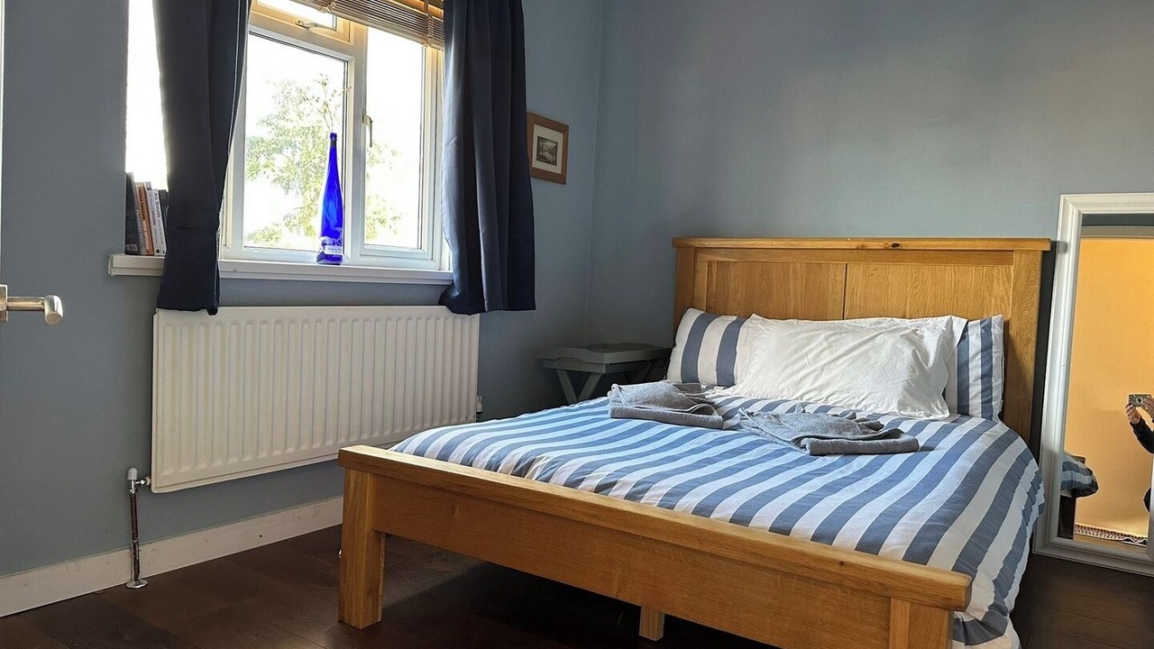 Photo of Bedroom in Alton