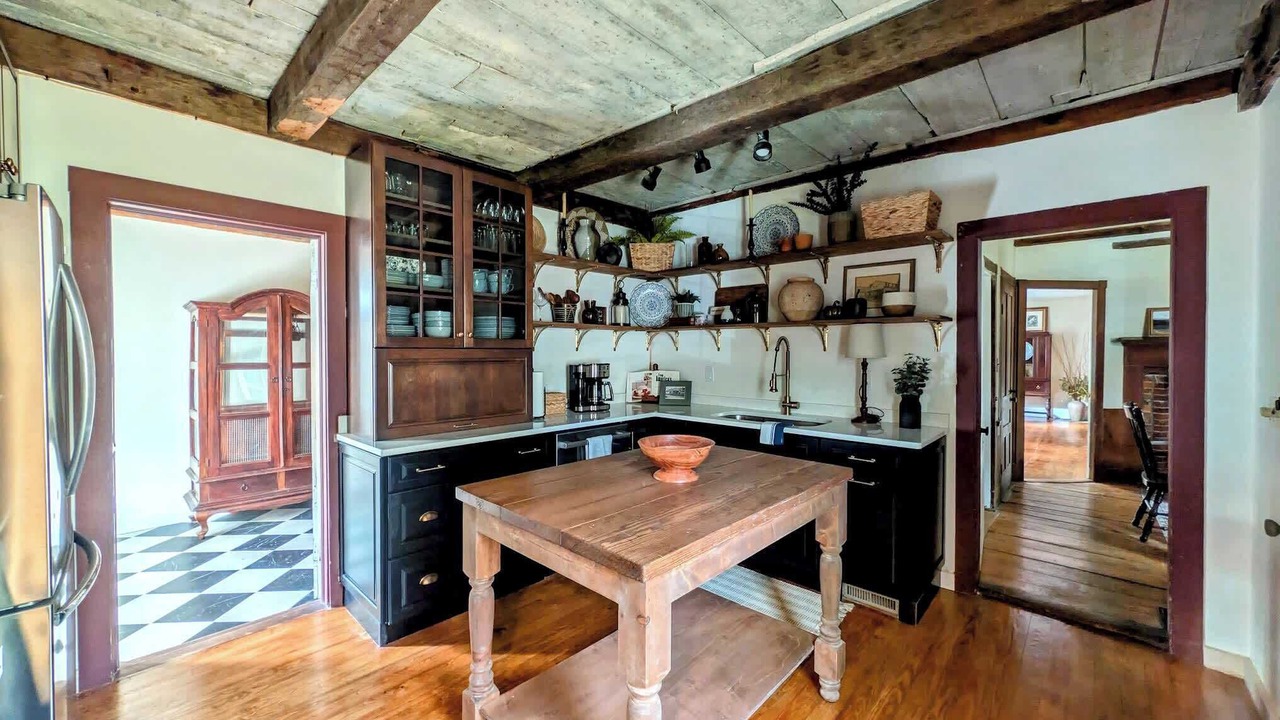 Photo of Others in Surry