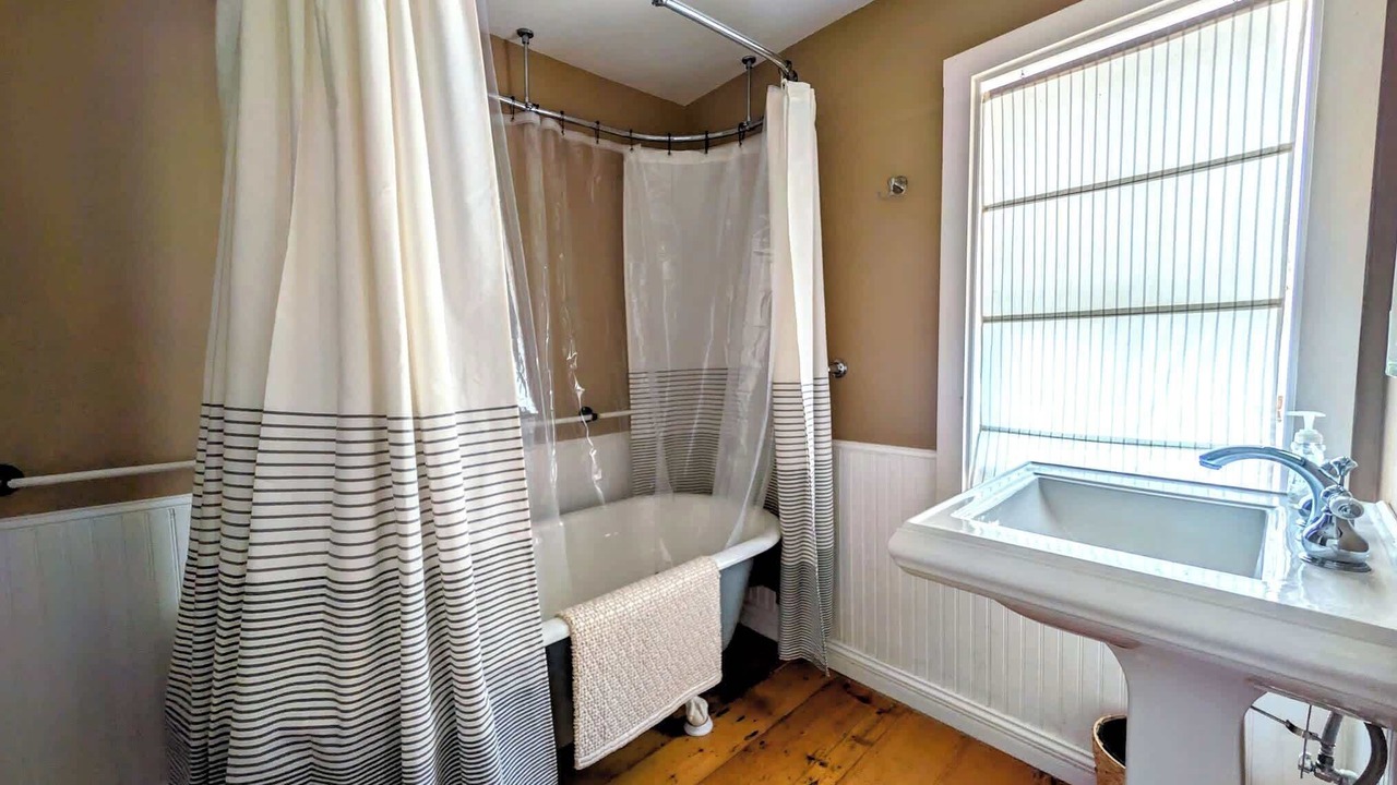 Photo of Bathroom in Surry