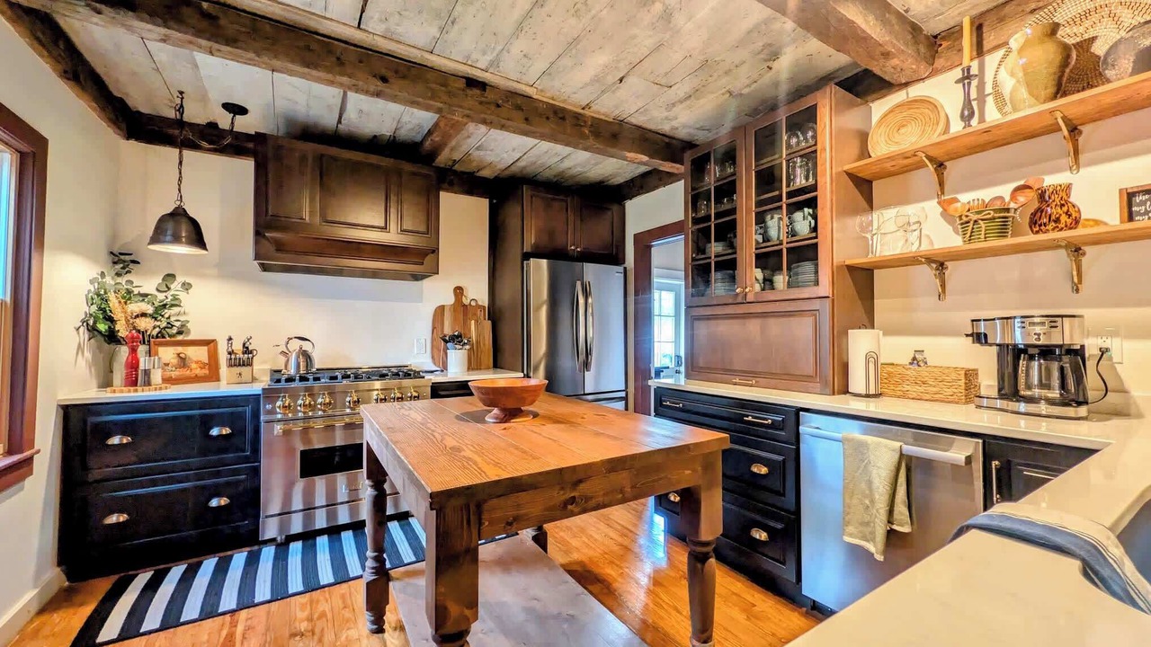 Photo of Kitchen in Surry