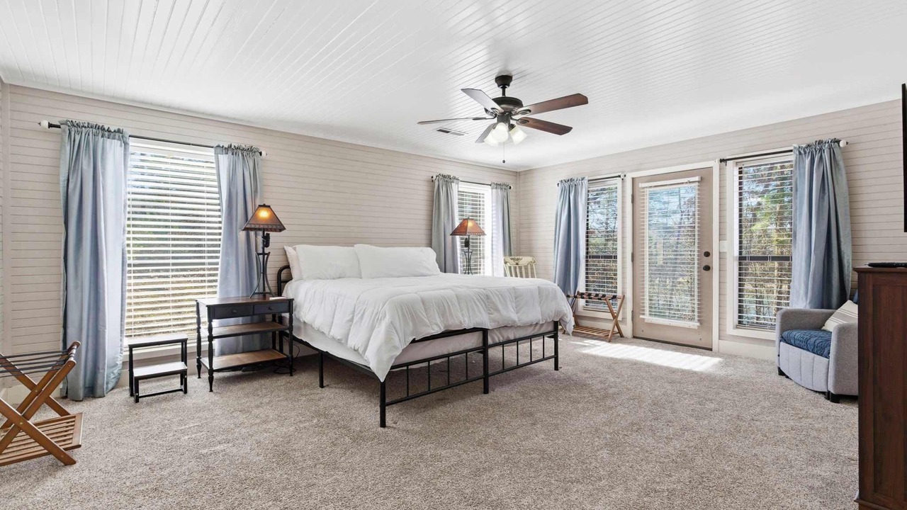 Photo of Bedroom in Lowell