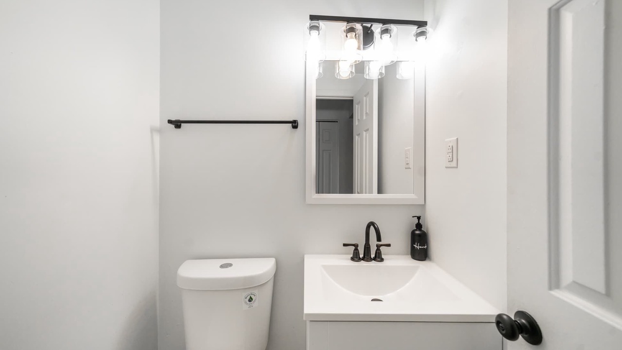 Photo of Bathroom in Buechel