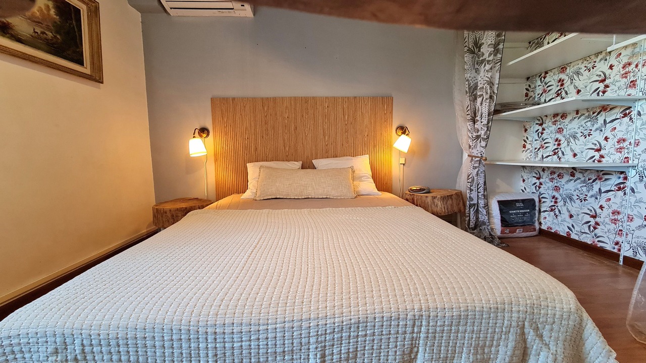 Photo of Bedroom in Rocamadour