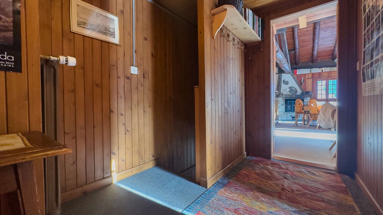 Photo of Others in Liddes