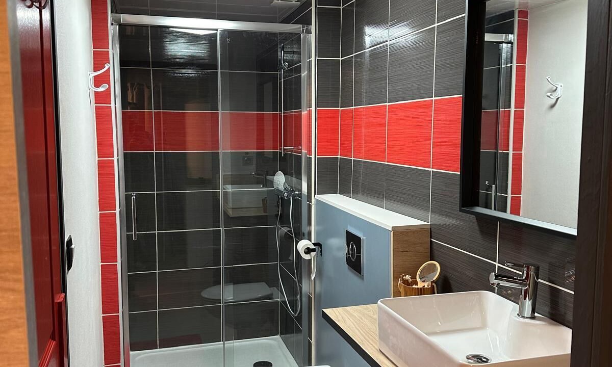 Photo of Bathroom in Flavin