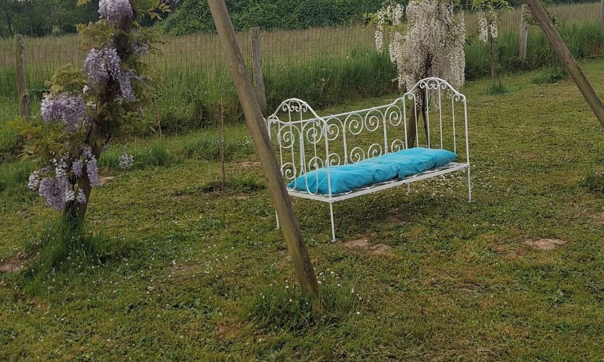 Photo of Outdoor in Montgivray