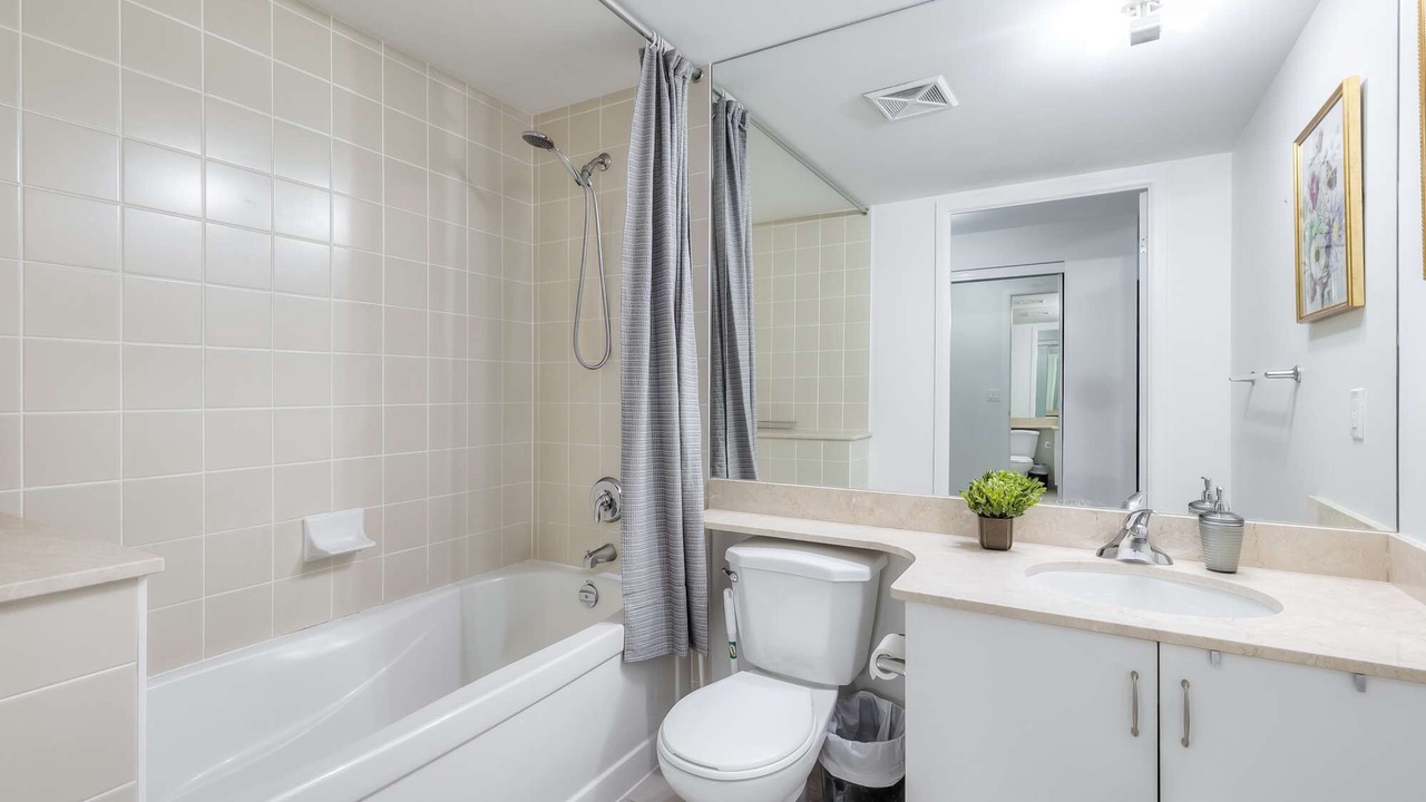 Photo of Bathroom in Fort York