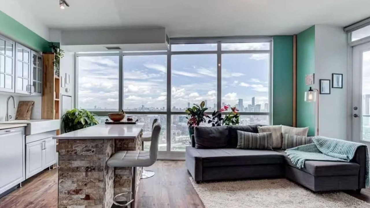 Photo of Livingroom in Fort York