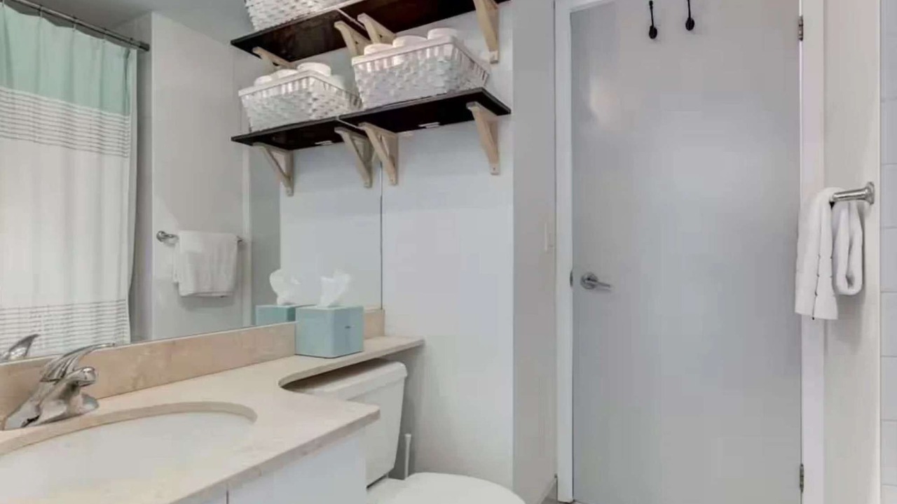 Photo of Bathroom in Fort York