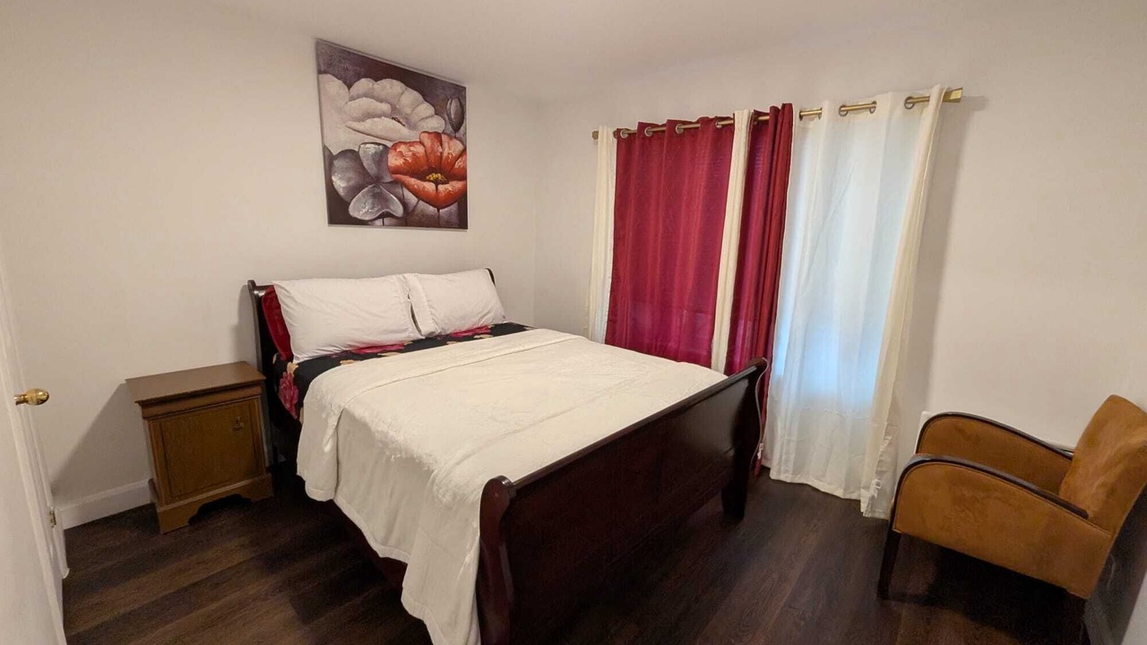 Photo of Bedroom in Mauricie