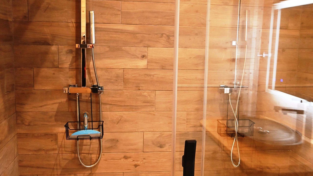 Photo of Bathroom in Epreville