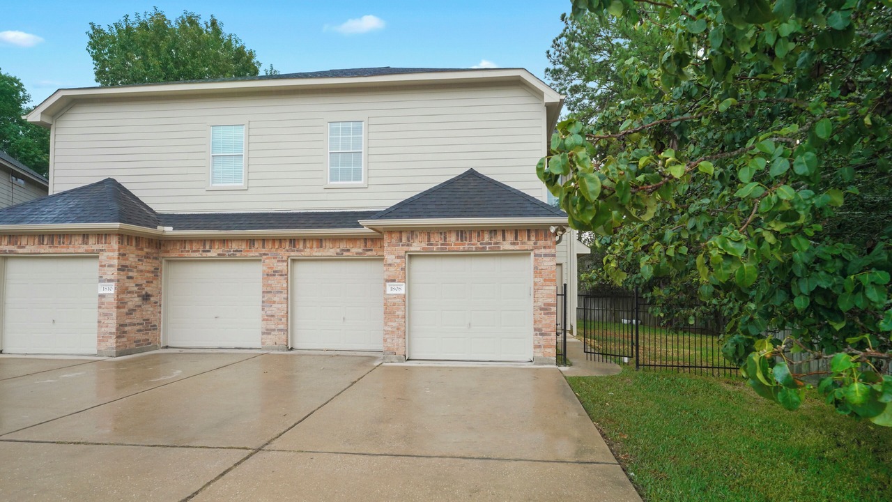 Photo of Outdoor in Conroe