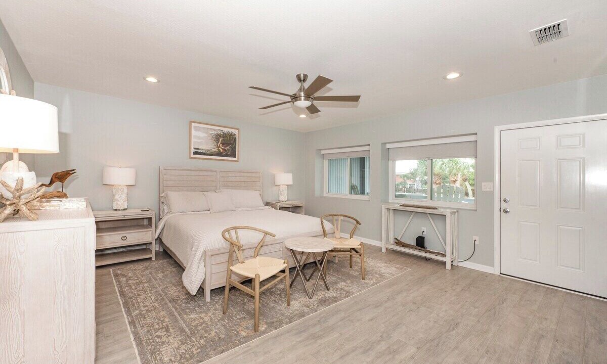 Photo of Bedroom in Panacea
