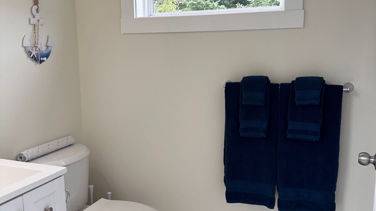 Photo of Bathroom in Colindale