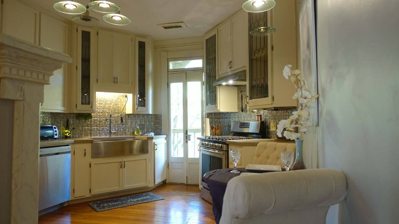 Photo of Kitchen in Eureka Springs Historic District