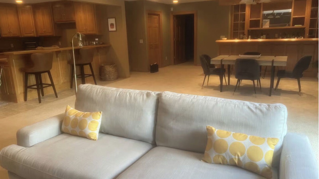 Photo of Livingroom in Oak Grove