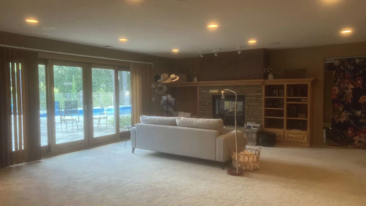 Photo of Livingroom in Oak Grove