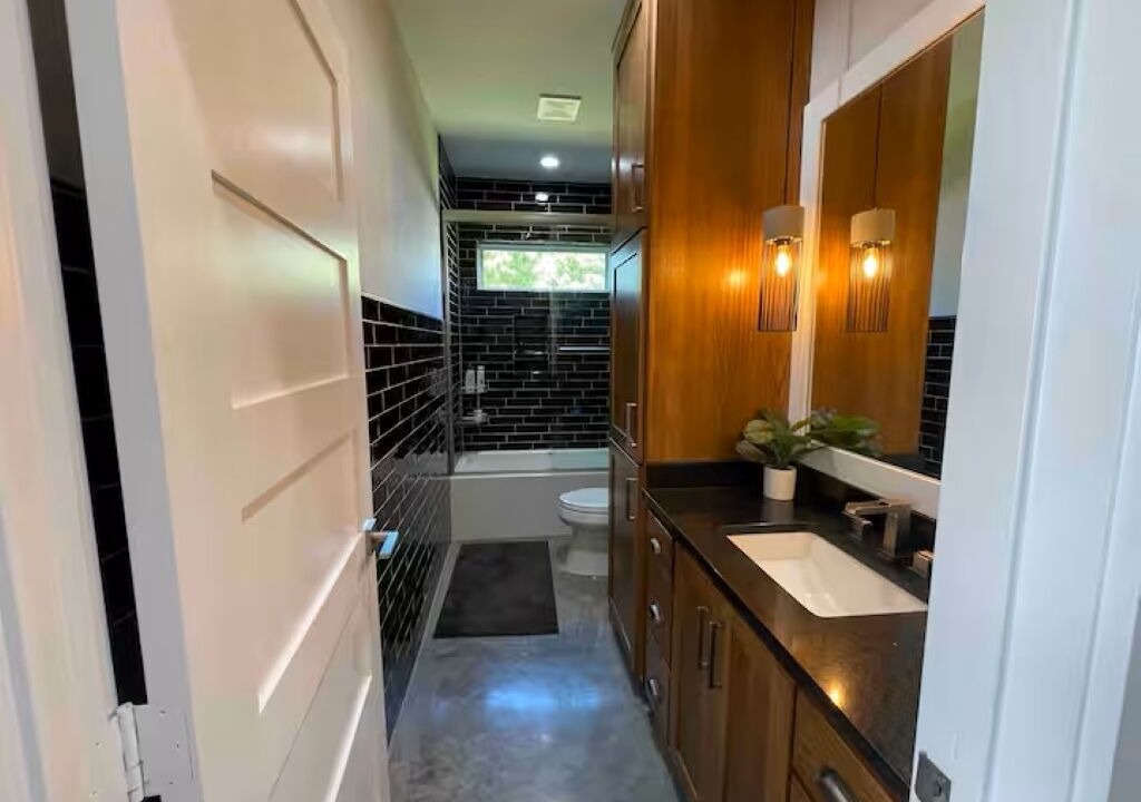 Photo of Bathroom in Mount Pleasant