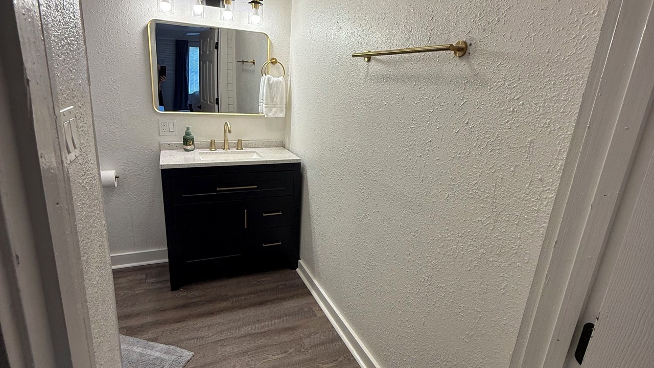 Photo of Bathroom in Van Alstyne