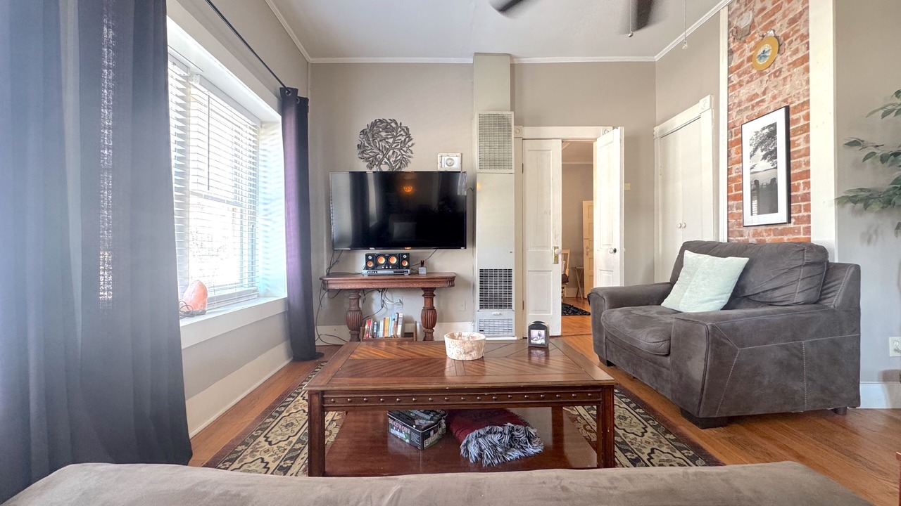 Photo of Bedroom in Eureka Springs Historic District
