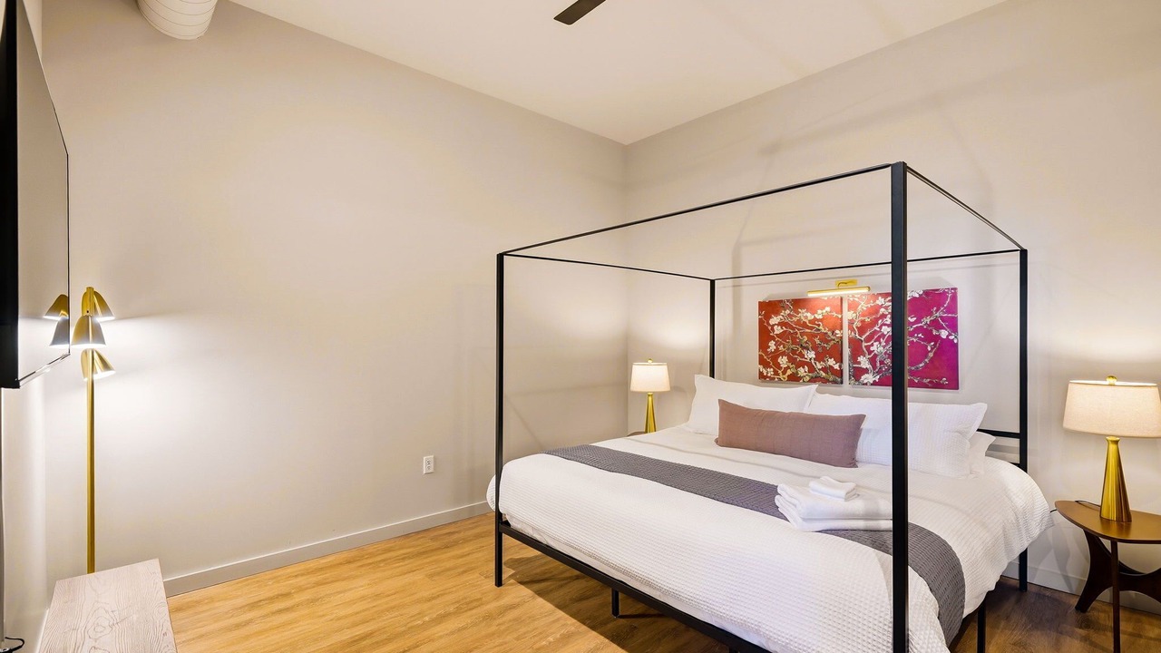 Photo of Bedroom in Downtown St. Louis