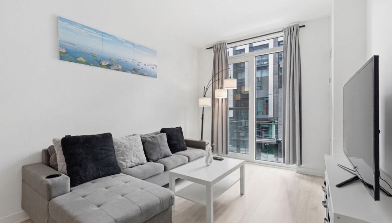 Photo of Livingroom in Downtown Toronto