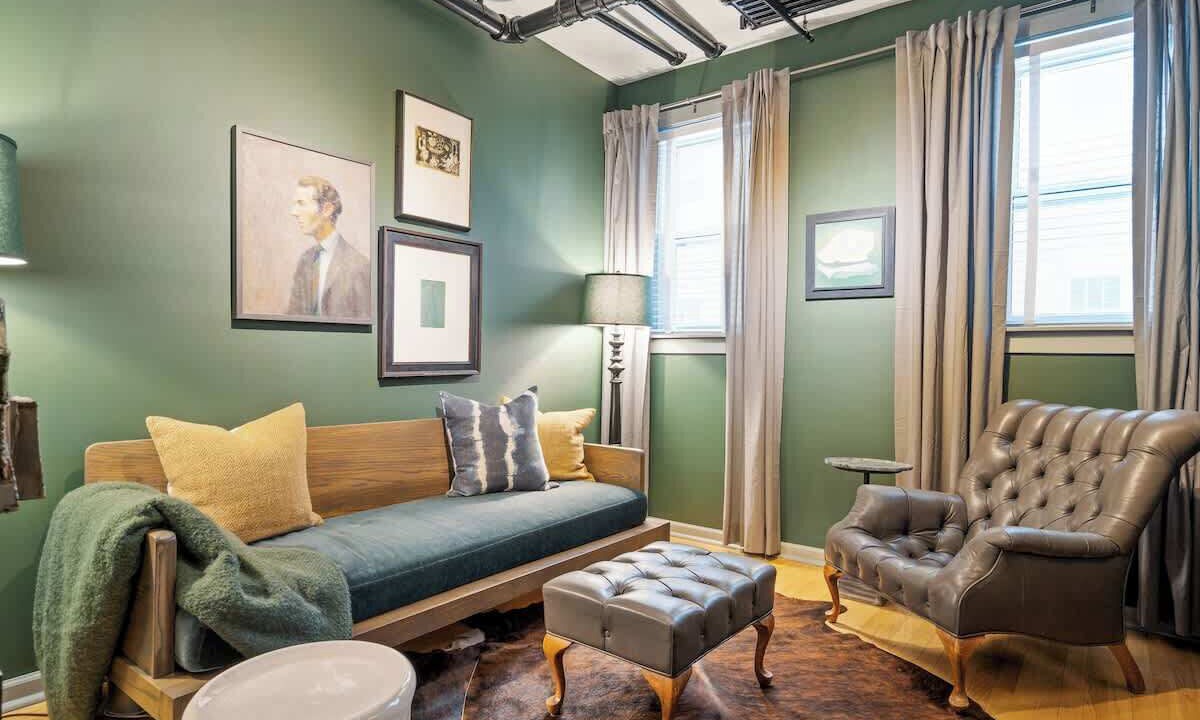 Photo of Livingroom in Uptown