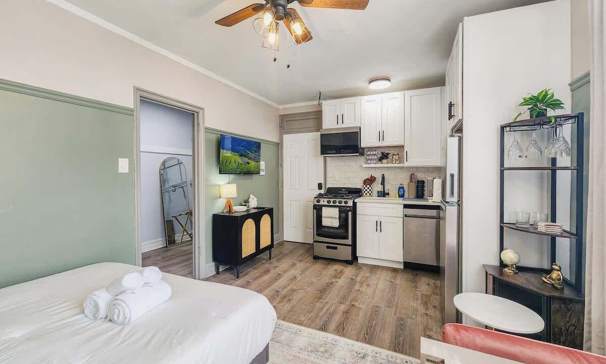 Photo of Bedroom in Mid-North District