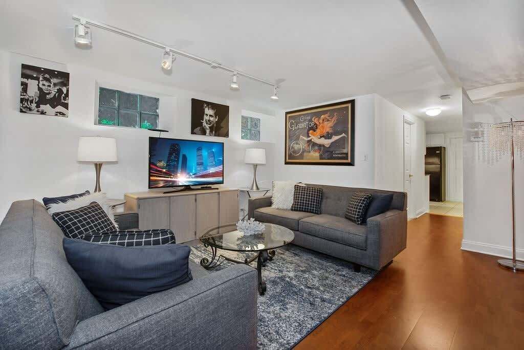 Photo of Bedroom in Old Town Triangle