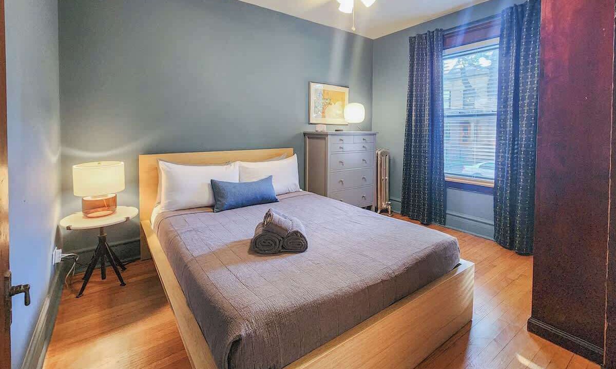 Photo of Bedroom in Wrigleyville