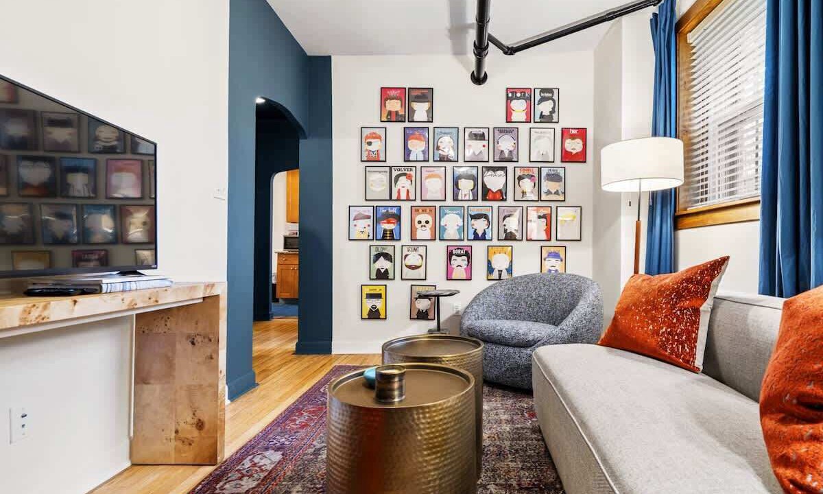 Photo of Livingroom in Uptown