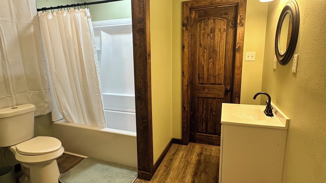 Photo of Bathroom in Pelican