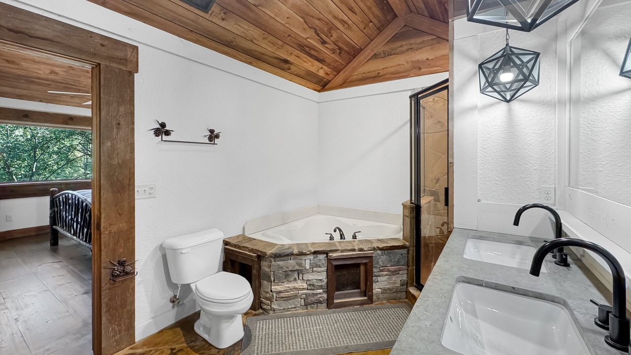 Photo of Bathroom in Cashes Valley