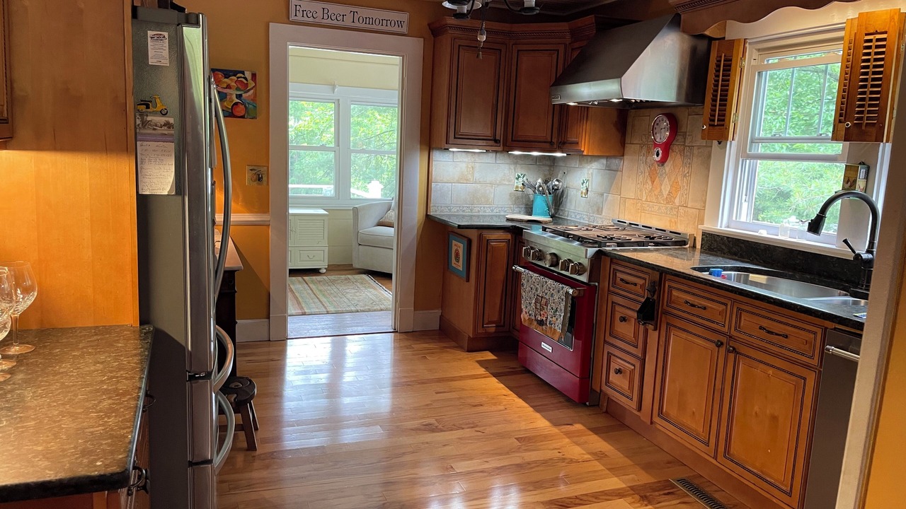 Photo of Kitchen in Rockbridge Baths
