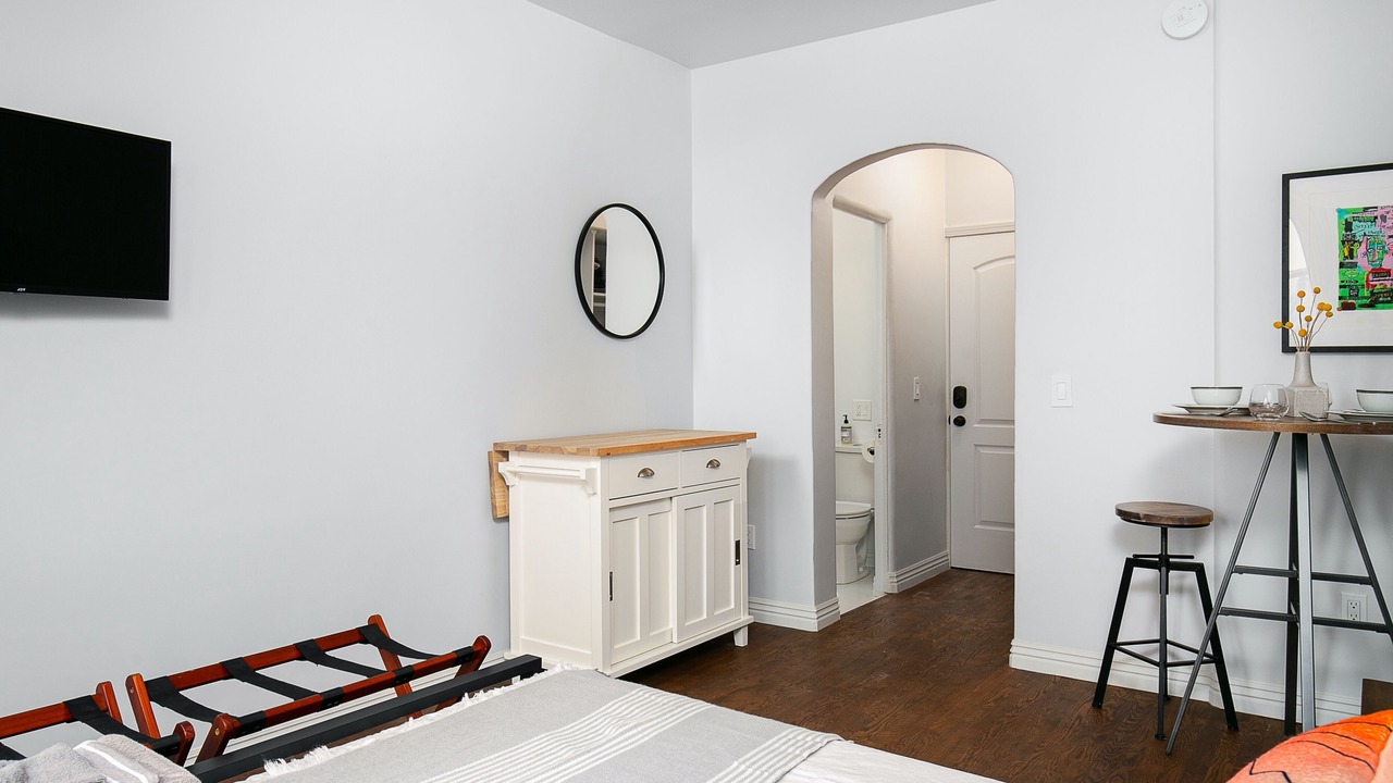 Photo of Bedroom in Westlake